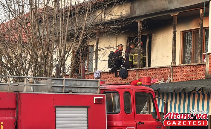 Bartın'da çıkan yangında 2 evde hasar oluştu