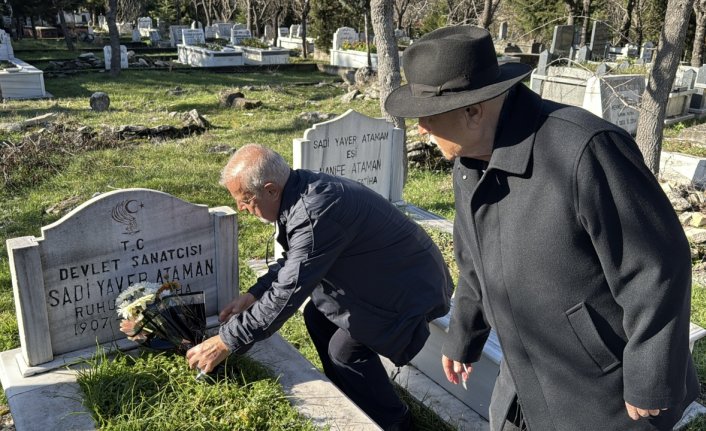 Devlet sanatçısı Sadi Yaver Ataman, mezarı başında anıldı