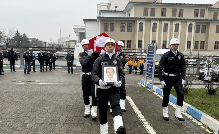 Düzce'de vefat eden polis memuru için cenaze töreni düzenlendi