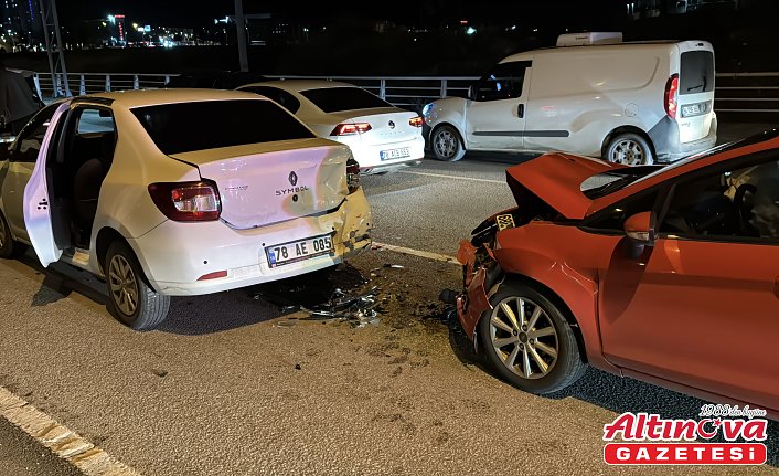 Karabük'te zincirleme trafik kazasında 3 kişi yaralandı