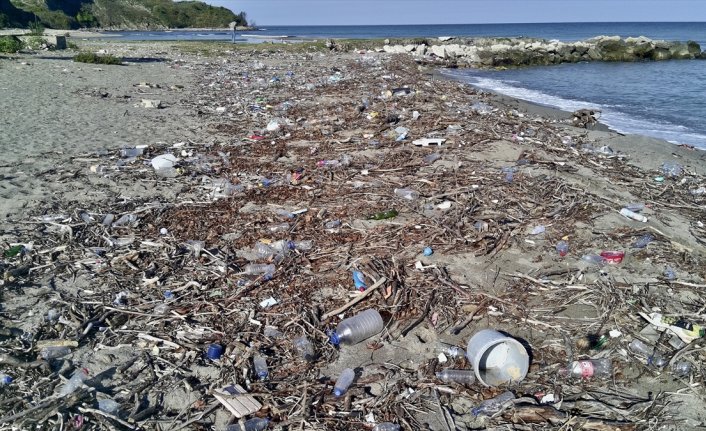 Karadeniz'deki çöp varlığı ve çevresel etkileri inceleniyor