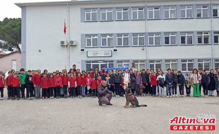 Kargı'da annelere bağımlılıkla mücadele eğitimi verildi