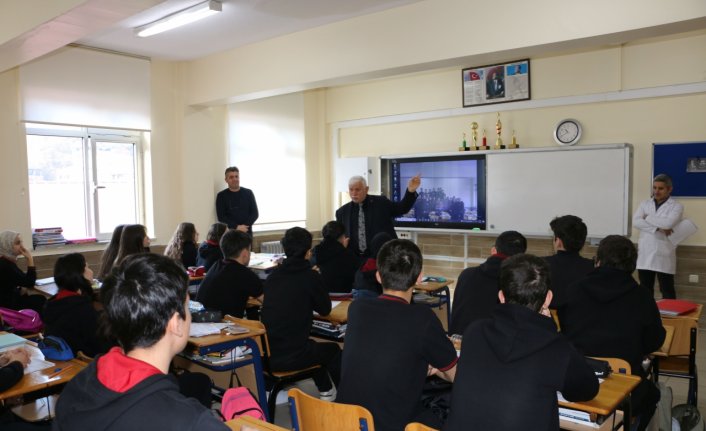 Of Milli Eğitim Müdürü İdris Kabahasanoğlu'ndan Of Fen Lisesi'ne ziyaret