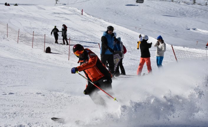 Ordu'daki Çambaşı Kayak Tesisleri'nde sezon heyecanı başladı