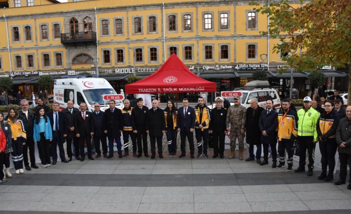 Trabzon'da “Fermuar Sistemiyle Yaşama Yol Ver“ kampanyası tanıtıldı