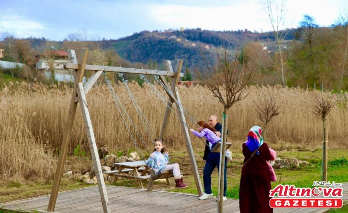 Turizme kazandırılan Gaga Gölü kışında ziyaretçilerini ağırlıyor