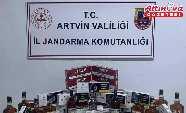 Artvin'de gümrük kaçağı sigara ve içki ele geçirildi