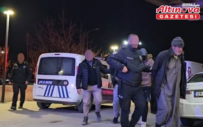 Çorum'da DEAŞ operasyonunda yakalanan 5 zanlı tutuklandı