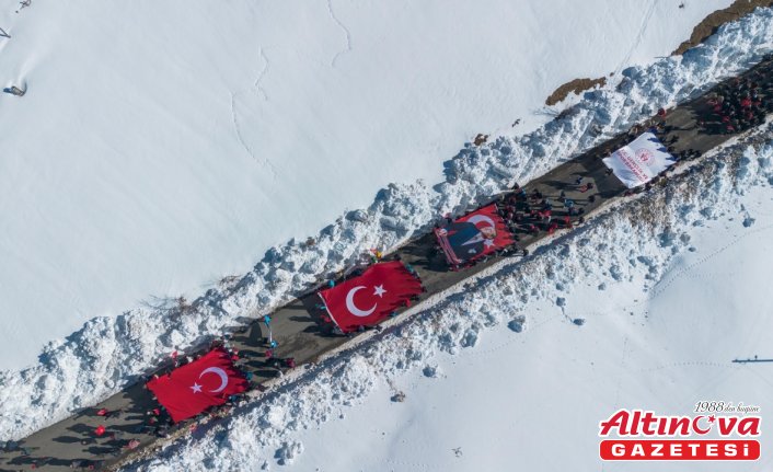 Sis Dağı'nda Sarıkamış Şehitleri Anma Yürüyüşü yapıldı