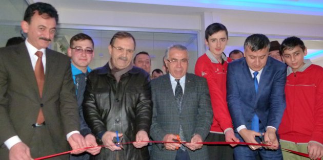 Bafra Anadolu İmam Hatip Lisesi Spor Kompleksi Hizmete Girdi