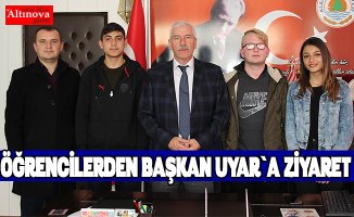 Öğrencilerden Başkan Uyar`a ziyaret