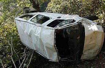 Giresun'da minibüs uçuruma devrildi: 1 ölü, 1 yaralı