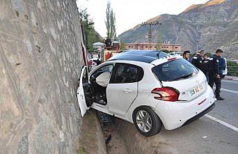 Artvin'de trafik kazası: 2 yaralı