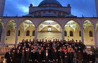 Samsun'da gençler sabah namazında buluştu