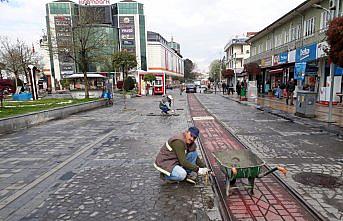 Düzce'de parke döşeme çalışmaları