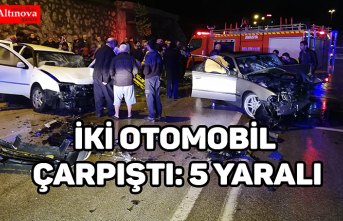 İki otomobil çarpıştı: 5 yaralı