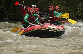 Melen Çayı'nda rafting heyecanı