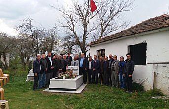 Şehit Mehmet Karatut, kabri başında anıldı