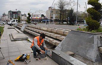 Süs havuzları temizleniyor