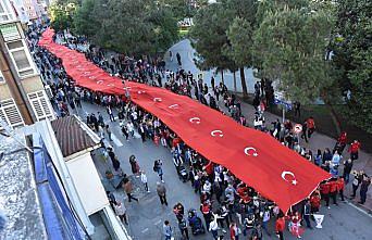 19 Mayıs'ın 100. yılında 1919 metrelik bayrakla yürüdüler