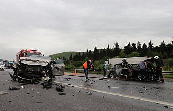 Trafik kazası Anadolu Otoyolu'nda ulaşımı aksattı