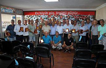 Belediye-İş Sendikası Zonguldak Şubesinden üyelerine plaket