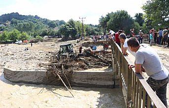 Düzce'deki su baskını ve toprak kayması