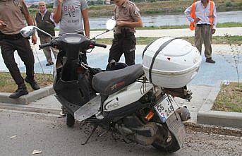 Motosikletten düşen yaşlı adam yaralandı