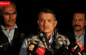 Bakan Pakdemirli: Şu anda aktif 4 yangınla mücadele ediyoruz