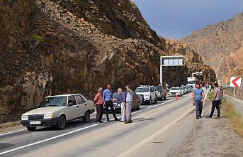 Artvin-Erzurum kara yolunda heyelan