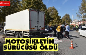 Kamyonla çarpışan motosikletin sürücüsü öldü