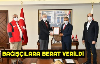 Kovid-19'u yenen bağışçılara "İmmün Plazma Bağışçısı Beratı" verildi