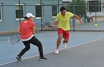 Trabzon'da 6. Geleneksel Karışık Çiftler Tenis Turnuvası sona erdi