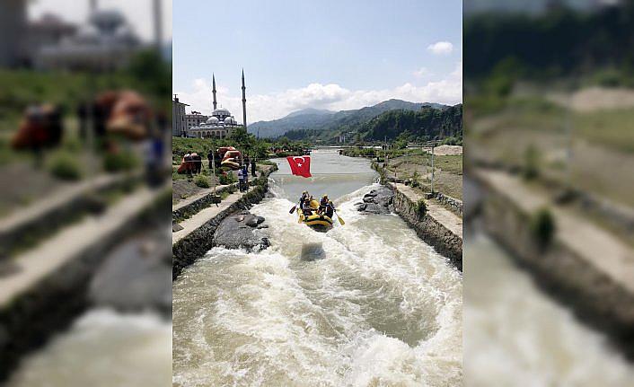 Türkiye Rafting Şampiyonası 1. ayak yarışları Rize'de başladı