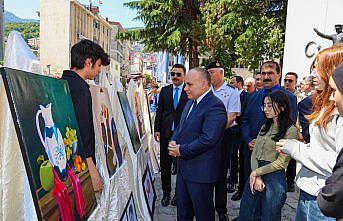 Artvin Güzel Sanatlar Lisesi yıl sonu  sergisi açıldı