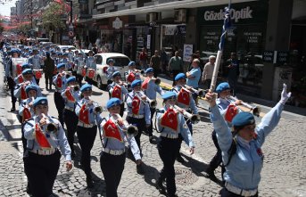 Samsun'da bando eşliğinde “tütünsüz sağlıklı yaşam“ yürüyüşü düzenlendi