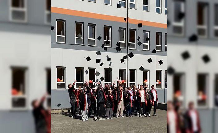 80. Yıl Mesleki ve Teknik Anadolu Lisesi'nde mezuniyet töreni