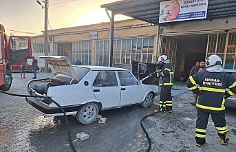 Tokat’ta iki otomobilde çıkan yangında hasar oluştu