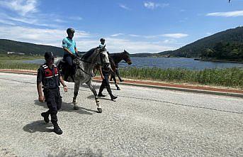 Abant'ta atlı jandarma timleri görevde