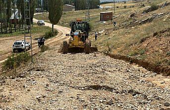 Bayburt'ta sağanak nedeniyle 4 köy yolunda hasar oluştu