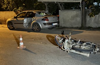 Düzce'de otomobil ile motosikletin çarpıştığı kazada 5 kişi yaralandı