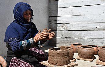 Gümüşhaneli kadınlar asırlık gelenekle ev ekonomisine katkı sağlıyor