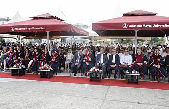 OMÜ İletişim ile İnsan ve Toplum Bilimleri fakültelerinde mezuniyet töreni düzenlendi