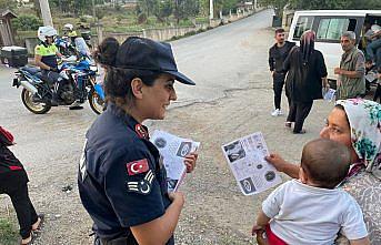 Düzce'de mevsimlik tarım işçileri KADES uygulamasıyla ilgili bilgilendirildi