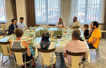 Öğrenci yurtlarında ücretsiz konaklayan emekliler, Bolu'nun doğal güzelliklerini keşfediyor