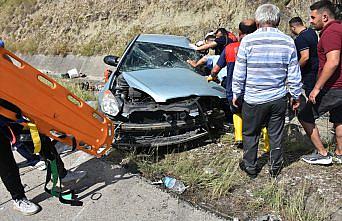 Sinop'ta iki otomobilin çarpıştığı kazada 1 kişi öldü, 5 kişi yaralandı