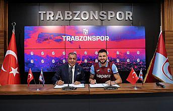 Trabzonspor'da Okay Yokuşlu için imza töreni düzenlendi