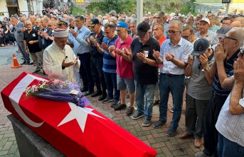 Yazar Necdet Sakaoğlu, son yolculuğuna uğurlandı