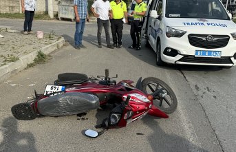 Düzce'de 2 motosikletin çarpıştığı kazada sürücüler ağır yaralandı