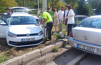 Samsun'da trafik kazasında 3'ü hemşire 7 kişi yaralandı